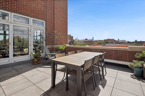 Tiny photo for 2600 N Southport Avenue #409, Chicago, IL 60614 (MLS # 12442800)