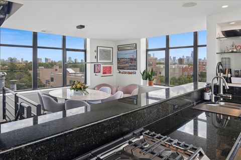 Tiny photo for 2600 N Southport Avenue #409, Chicago, IL 60614 (MLS # 12442800)