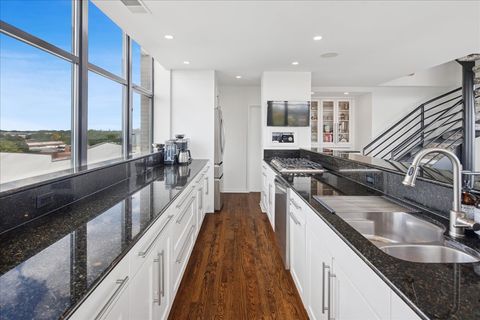 Tiny photo for 2600 N Southport Avenue #409, Chicago, IL 60614 (MLS # 12442800)