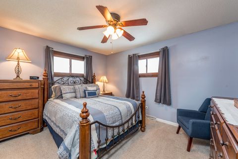 Tiny photo for 10222 W Bairstow Avenue, Beach Park, IL 60087 (MLS # 12568026)