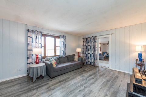 Tiny photo for 10222 W Bairstow Avenue, Beach Park, IL 60087 (MLS # 12568026)