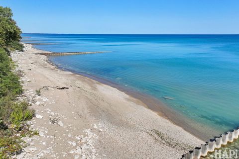 Tiny photo for 34 Logan Loop, Highland Park, IL 60035 (MLS # 12482072)