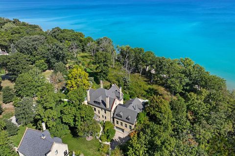 34 Logan Loop Highland Park IL 60035