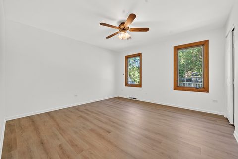 Tiny photo for 647 Sedgwick Drive, Libertyville, IL 60048 (MLS # 12650606)