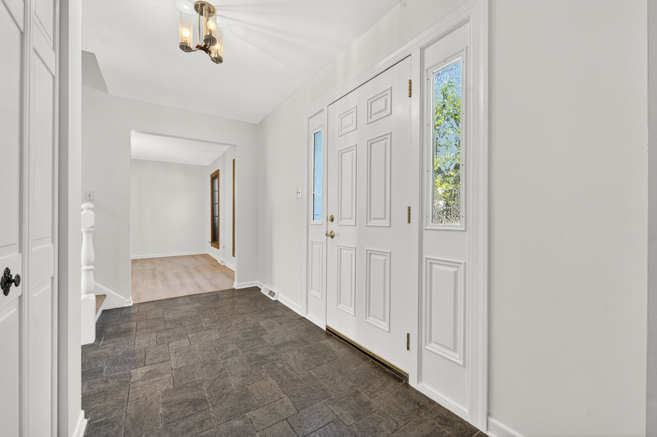 647 Sedgwick Drive