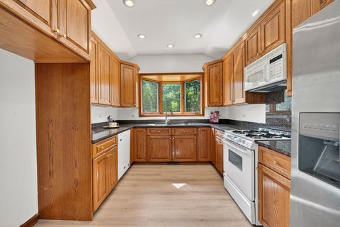 Tiny photo for 647 Sedgwick Drive, Libertyville, IL 60048 (MLS # 12650606)