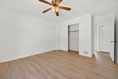 Tiny photo for 647 Sedgwick Drive, Libertyville, IL 60048 (MLS # 12650606)