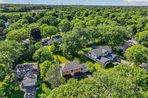 Tiny photo for 647 Sedgwick Drive, Libertyville, IL 60048 (MLS # 12650606)