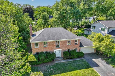 Tiny photo for 647 Sedgwick Drive, Libertyville, IL 60048 (MLS # 12650606)