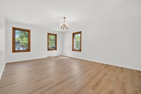 Tiny photo for 647 Sedgwick Drive, Libertyville, IL 60048 (MLS # 12650606)