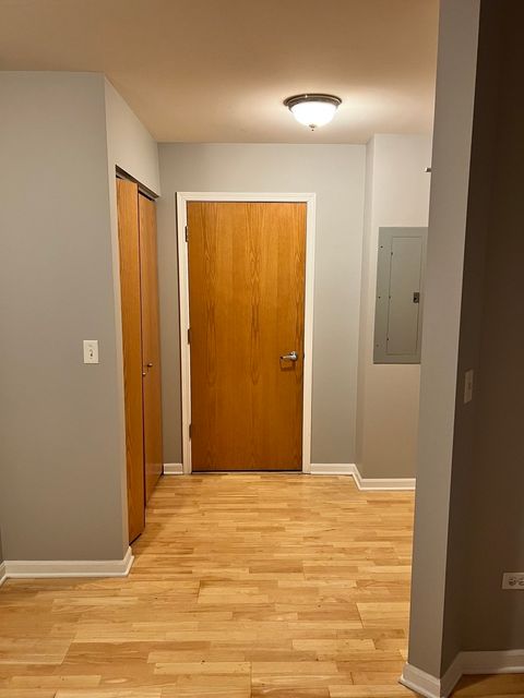 Tiny photo for 1250 S INDIANA Avenue #605, Chicago, IL 60605 (MLS # 12657839)