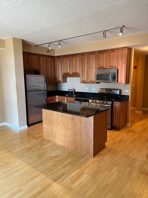 Tiny photo for 1250 S INDIANA Avenue #605, Chicago, IL 60605 (MLS # 12657839)