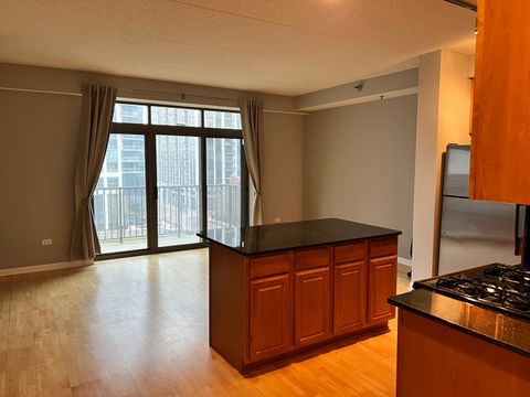 Tiny photo for 1250 S INDIANA Avenue #605, Chicago, IL 60605 (MLS # 12657839)