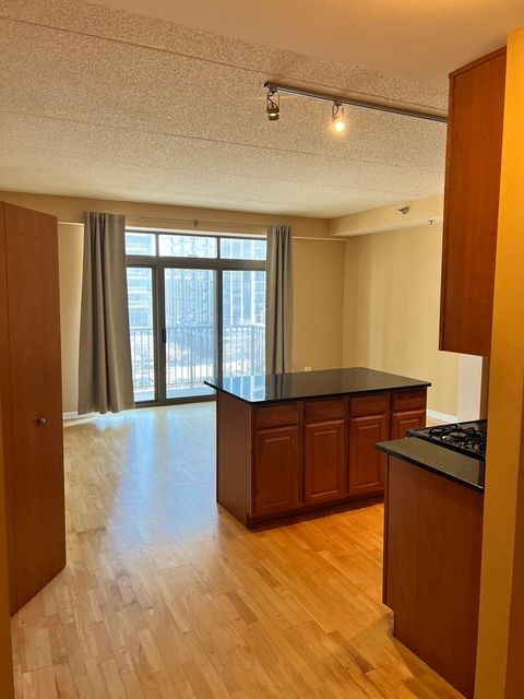 Tiny photo for 1250 S INDIANA Avenue #605, Chicago, IL 60605 (MLS # 12657839)