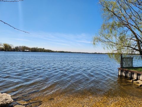 A home in Fox Lake