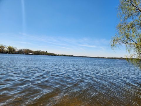 A home in Fox Lake