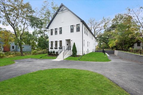 Photo of 1302 Waukegan Road, Northbrook, IL 60062 (MLS # 12503512)