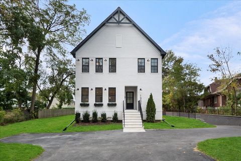 Tiny photo for 1302 Waukegan Road, Northbrook, IL 60062 (MLS # 12503512)