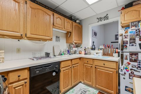 Tiny photo for 1104 Kimberly Road #603, Bettendorf, IA 52722 (MLS # 12559532)