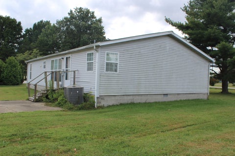Tiny photo for 321 Country Club Lane, Centralia, IL 62801 (MLS # 12765908)