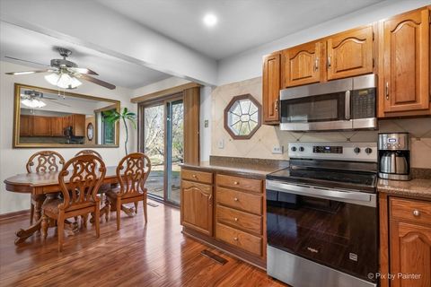 Tiny photo for 849 Hemlock Drive, Sleepy Hollow, IL 60118 (MLS # 12588200)