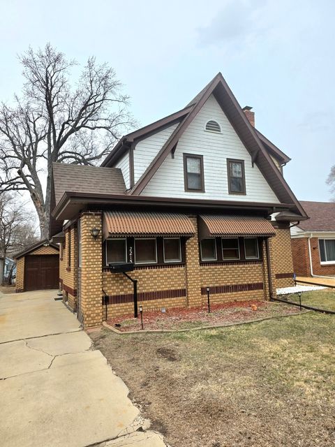 Photo of 2215 Benderwirt Avenue, Rockford, IL 61103 (MLS # 12592615)