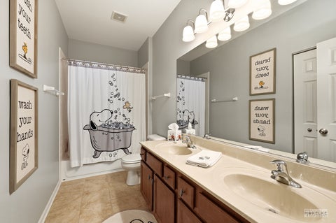 Tiny photo for 233 Willington Way, Oswego, IL 60543 (MLS # 12745106)