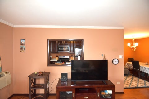 Tiny photo for 280 N Westgate Road #130, Mount Prospect, IL 60056 (MLS # 12762659)