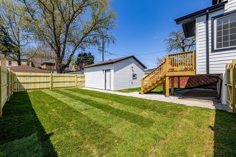Tiny photo for 3548 Clinton Avenue, Berwyn, IL 60402 (MLS # 12426532)