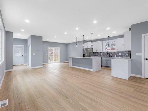 Tiny photo for 3548 Clinton Avenue, Berwyn, IL 60402 (MLS # 12426532)