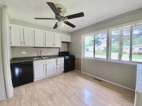 Tiny photo for 456 TOMAHAWK Street, Park Forest, IL 60466 (MLS # 12493535)