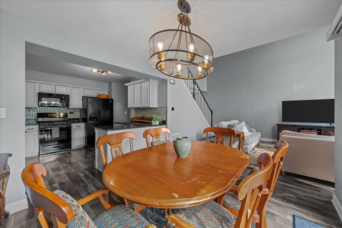 2134 Aberdeen Court 0