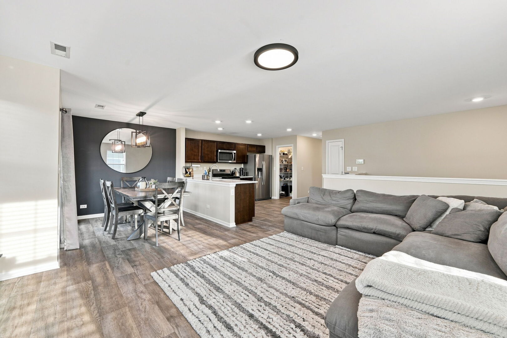 3839 Honeysuckle Lane