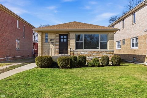 Photo of 4052 N Olcott Avenue, Norridge, IL 60706 (MLS # 12578798)