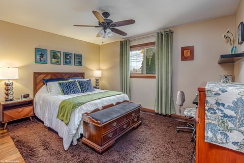 Tiny photo for 5710 W 89th Place, Oak Lawn, IL 60453 (MLS # 12507778)