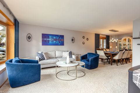 Tiny photo for 5710 W 89th Place, Oak Lawn, IL 60453 (MLS # 12507778)