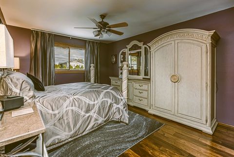 Tiny photo for 5710 W 89th Place, Oak Lawn, IL 60453 (MLS # 12507778)