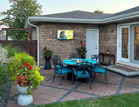 Tiny photo for 5710 W 89th Place, Oak Lawn, IL 60453 (MLS # 12507778)