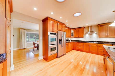 Tiny photo for 301 S Yale Avenue, Arlington Heights, IL 60005 (MLS # 12697718)