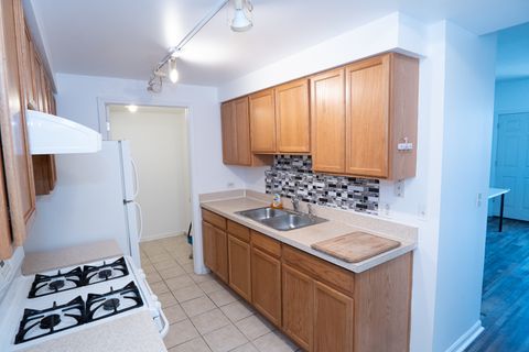 Tiny photo for 2734 S Wentworth Avenue #311, Chicago, IL 60616 (MLS # 12629049)