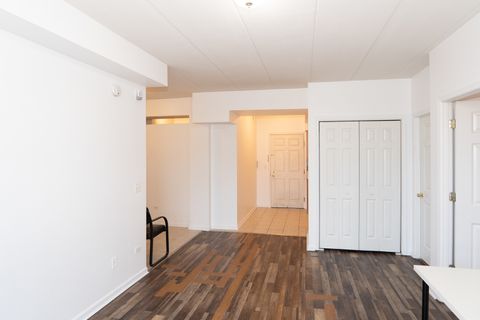 Tiny photo for 2734 S Wentworth Avenue #311, Chicago, IL 60616 (MLS # 12629049)