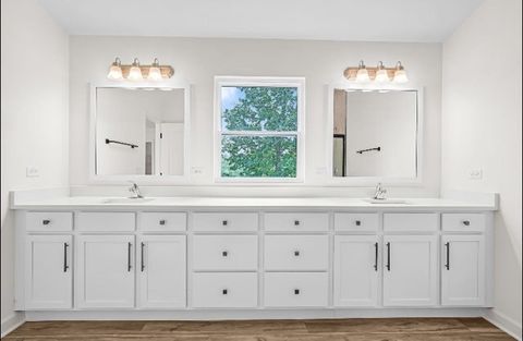 Tiny photo for 505 Timber Oak Lane, Yorkville, IL 60560 (MLS # 12288819)