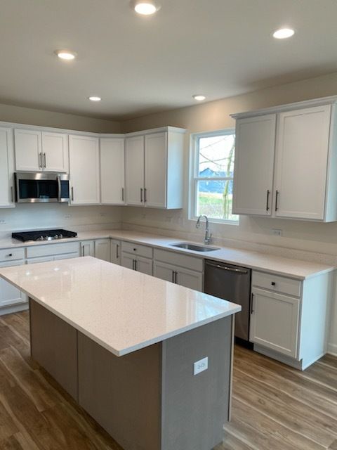 Tiny photo for 505 Timber Oak Lane, Yorkville, IL 60560 (MLS # 12288819)
