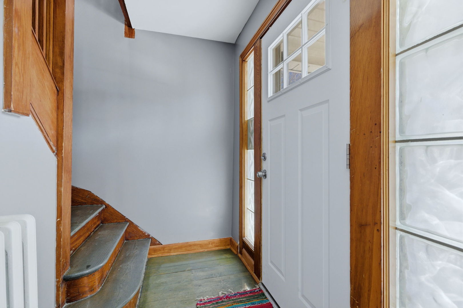 8412 S Manistee Avenue