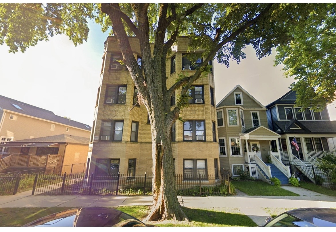 1913 W Larchmont Avenue GB