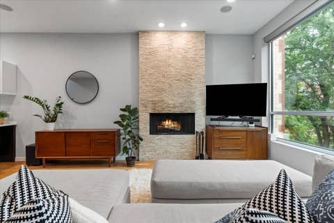 Tiny photo for 865 N Marshfield Avenue #3, Chicago, IL 60622 (MLS # 12723681)