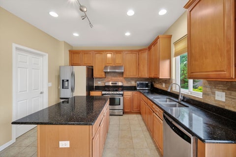 Tiny photo for 321 Parker Place, Oswego, IL 60543 (MLS # 12764592)