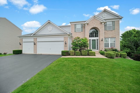 Tiny photo for 321 Parker Place, Oswego, IL 60543 (MLS # 12764592)