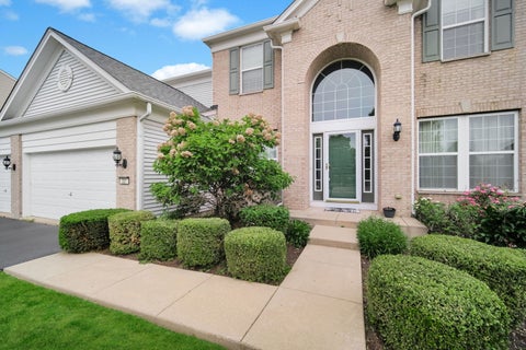 Tiny photo for 321 Parker Place, Oswego, IL 60543 (MLS # 12764592)