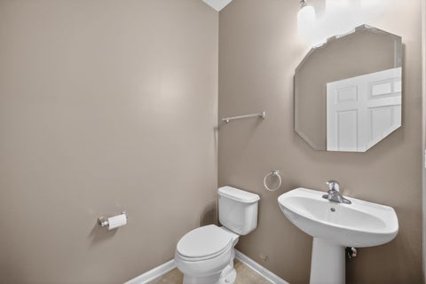 Tiny photo for 321 Parker Place, Oswego, IL 60543 (MLS # 12764592)